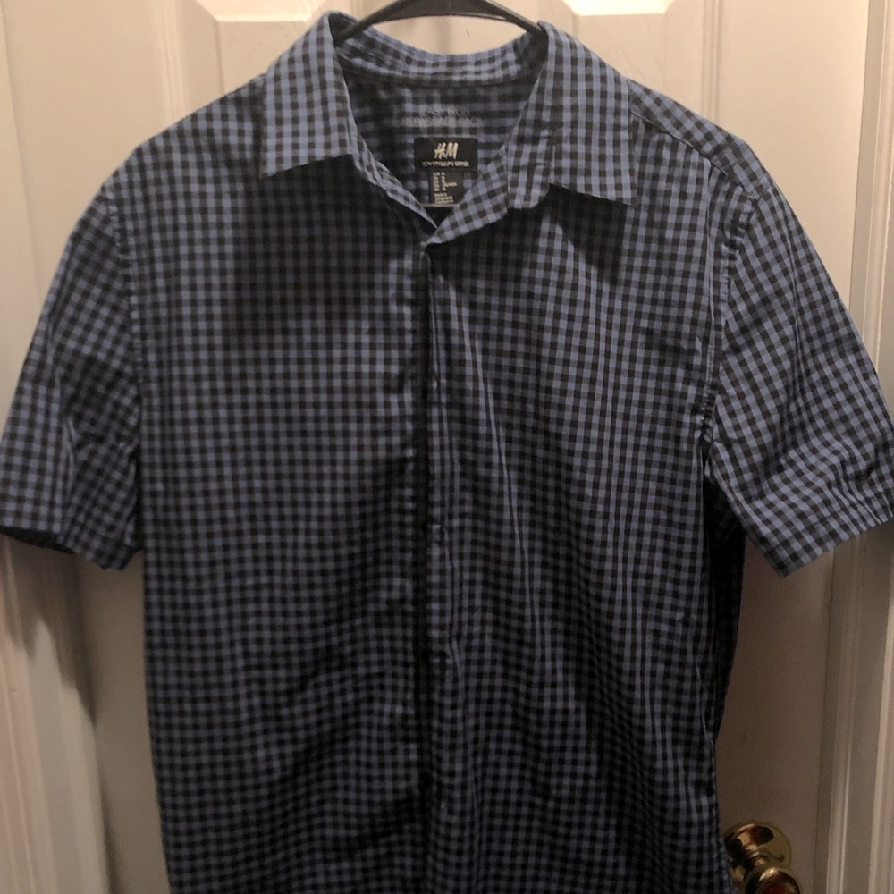 Medium H&M Short Sleeve Button Down